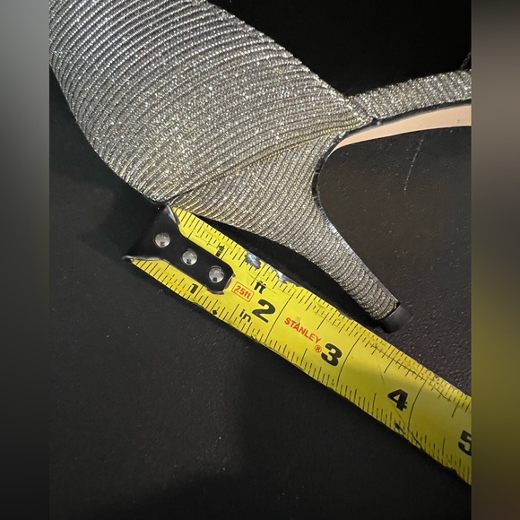 Nicole miller Stunning sparkling shoes perfect for the holidays - Picture 5 of 5